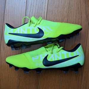 Nike Phantom Venom Pro FG Soccer Cleats